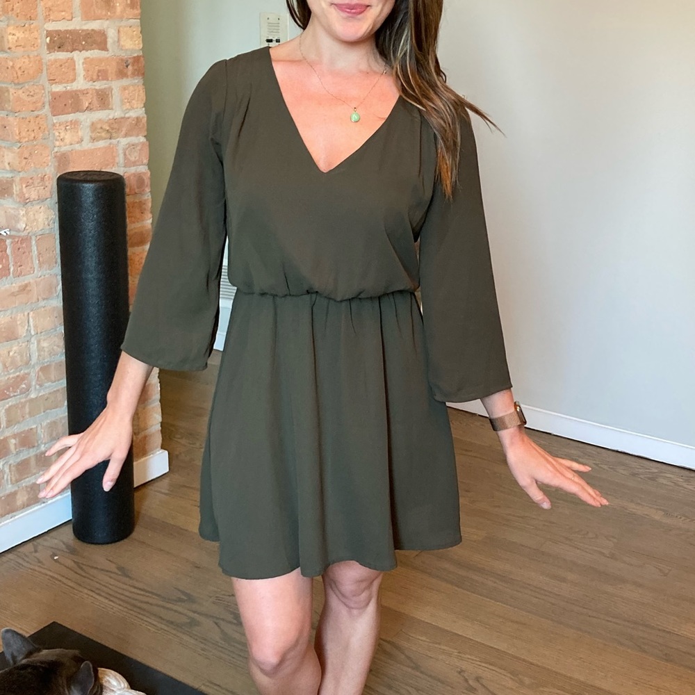Forever21 olive green flowy knee length dress size S